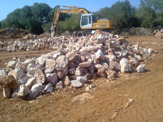 Excavaciones Y Derribos S. Vadell Oliver piedras para construcción 